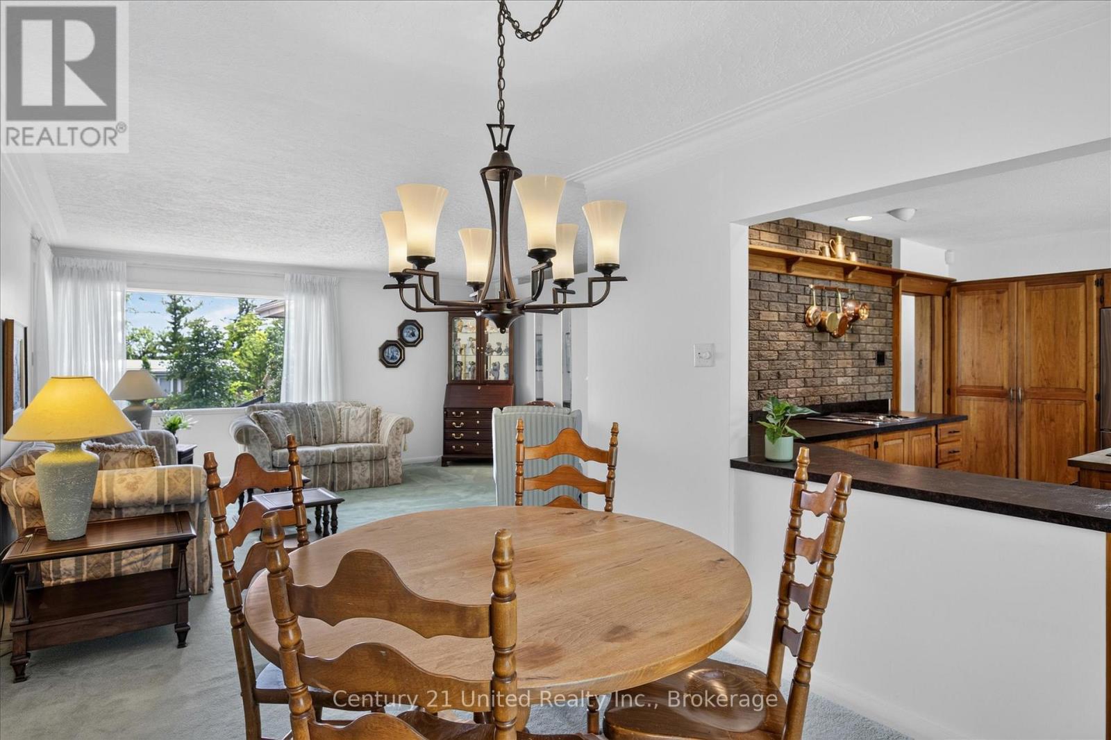 130 Earlwood Drive Property Photo 9