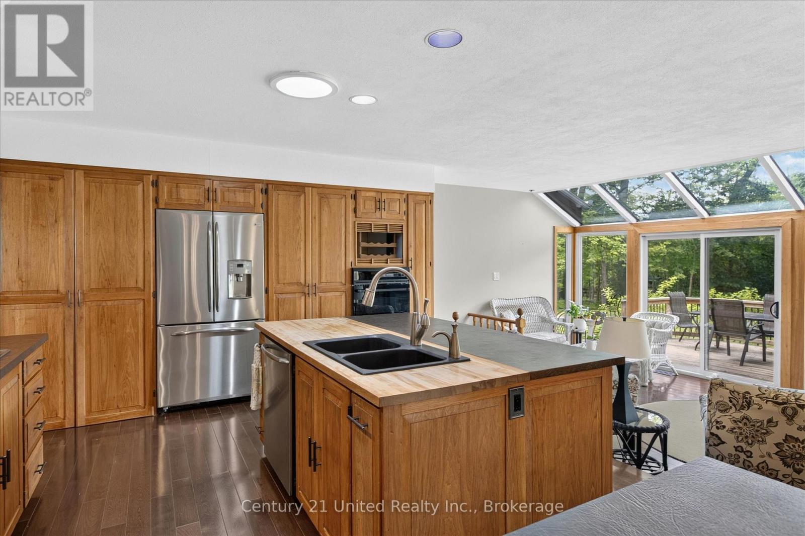 130 Earlwood Drive Property Photo 11