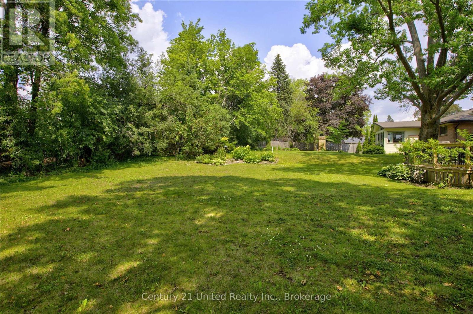 130 Earlwood Drive Property Photo 31