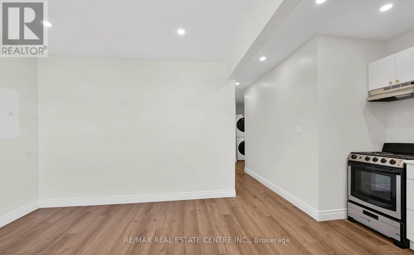 68 Kinrade Avenue Property Photo 5