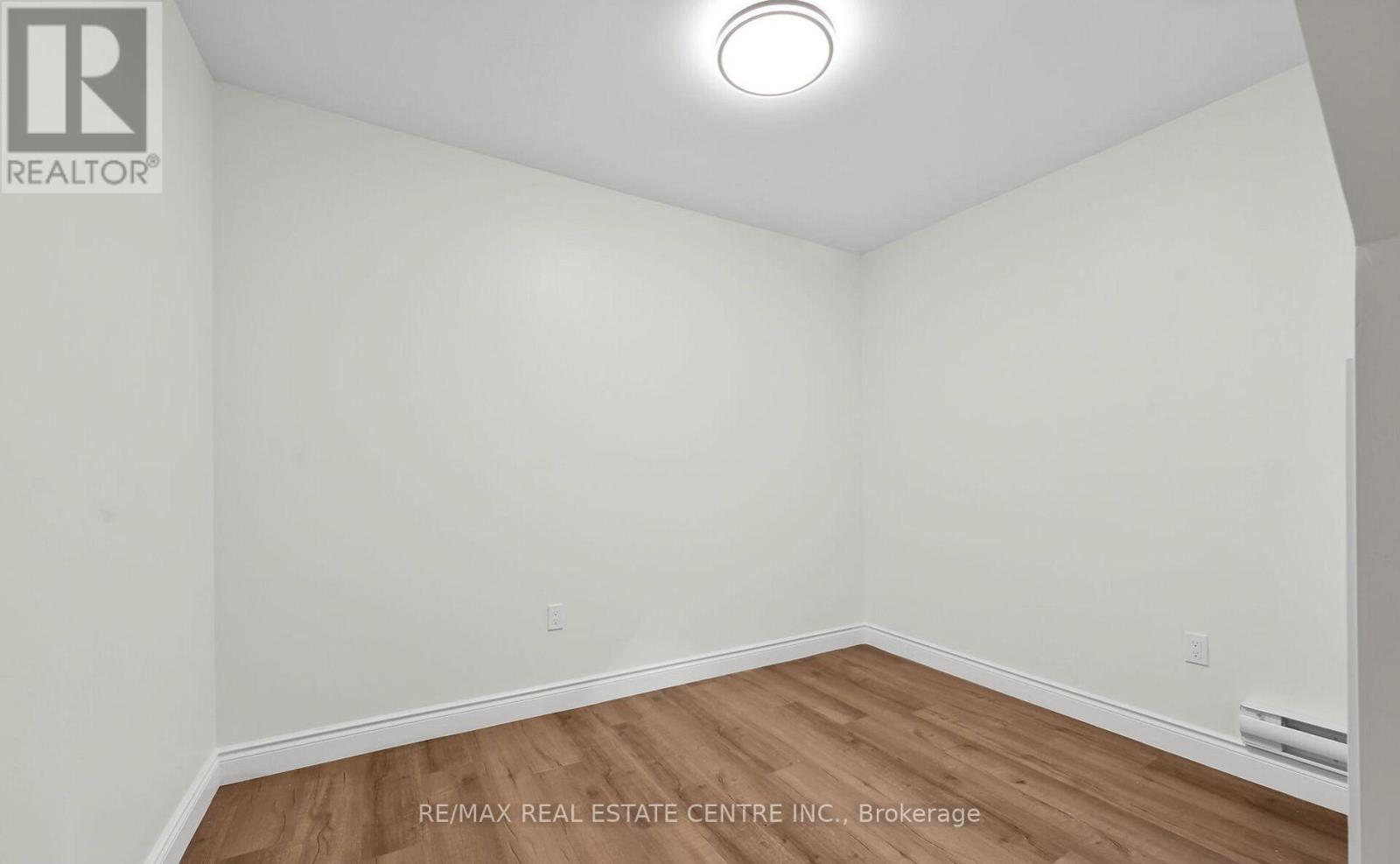 68 Kinrade Avenue Property Photo 6