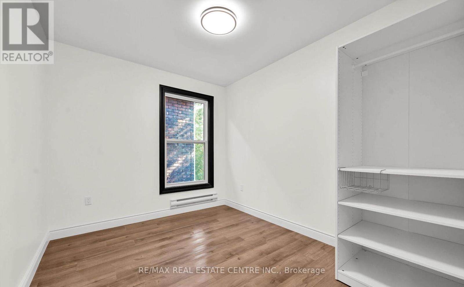 68 Kinrade Avenue Property Photo 8