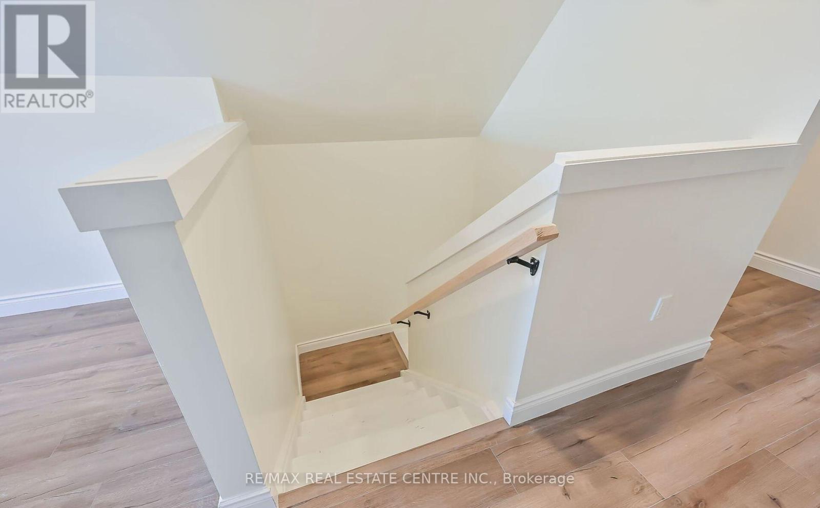 68 Kinrade Avenue Property Photo 9