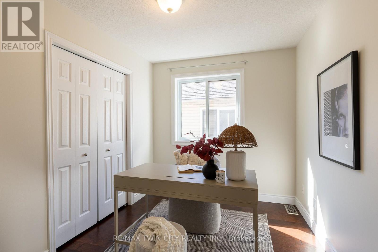 569 Violet Street Property Photo 20