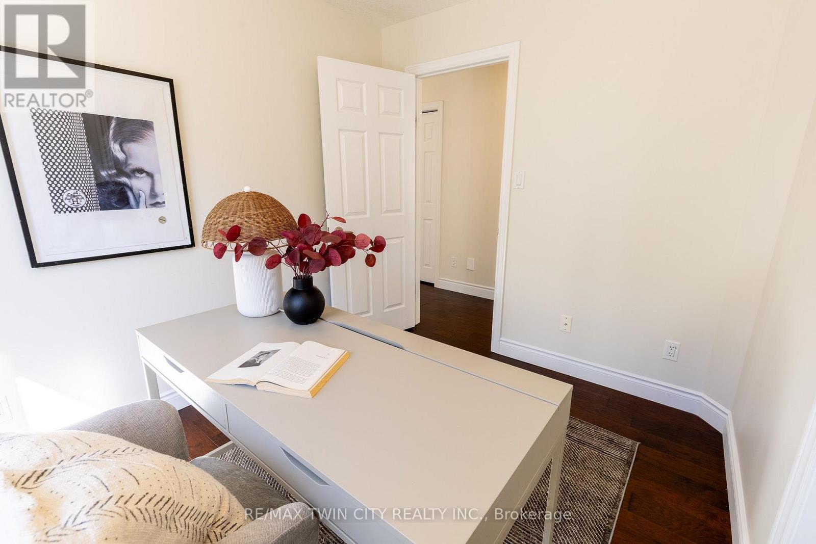569 Violet Street Property Photo 21