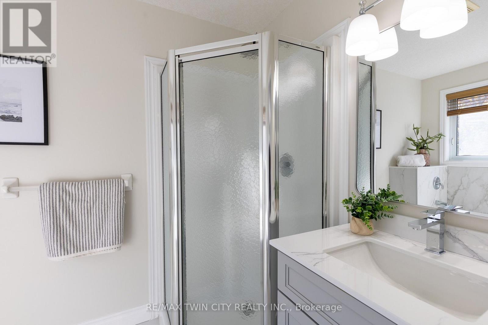 569 Violet Street Property Photo 25
