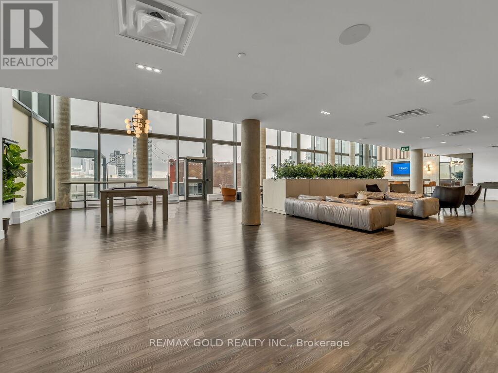1405 - 5 Wellington Street Property Photo 10
