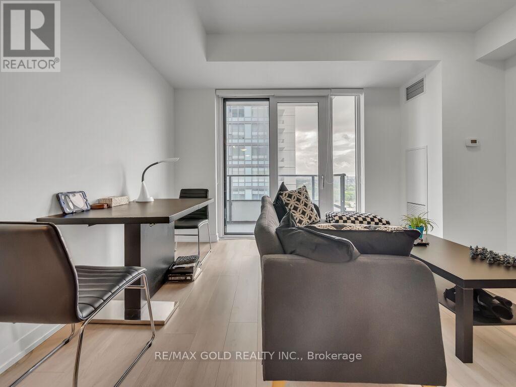 1405 - 5 Wellington Street Property Photo 29