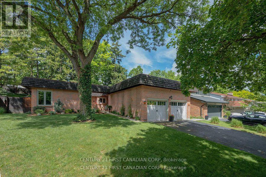 43 COMPTON CRESCENT