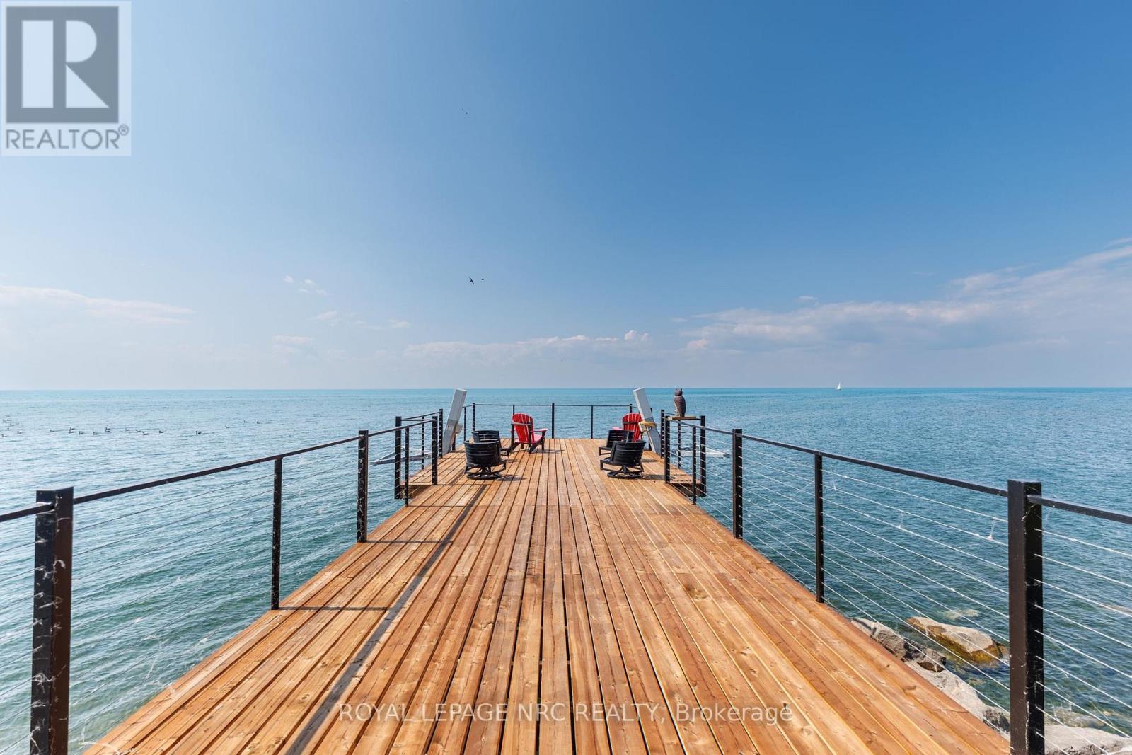 1234 Lakeshore Road Property Photo 3