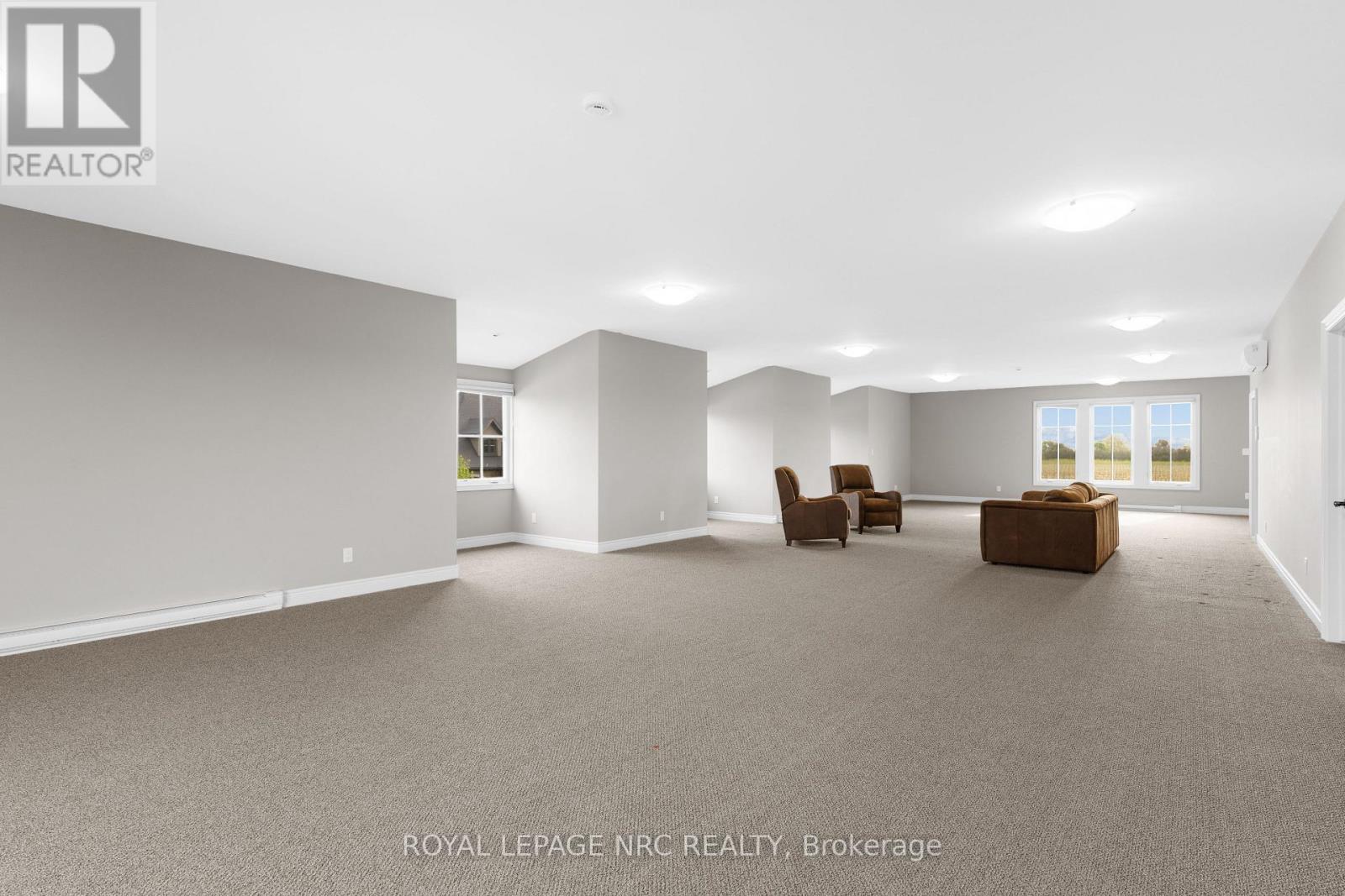 1234 Lakeshore Road Property Photo 14