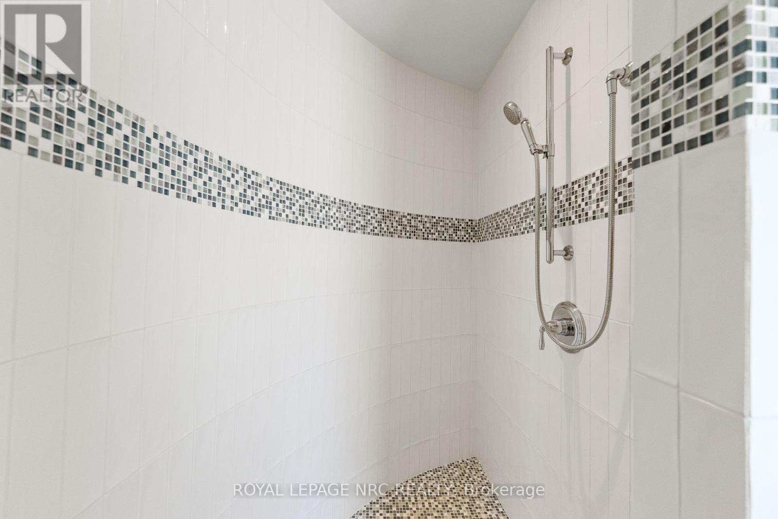 1234 Lakeshore Road Property Photo 17