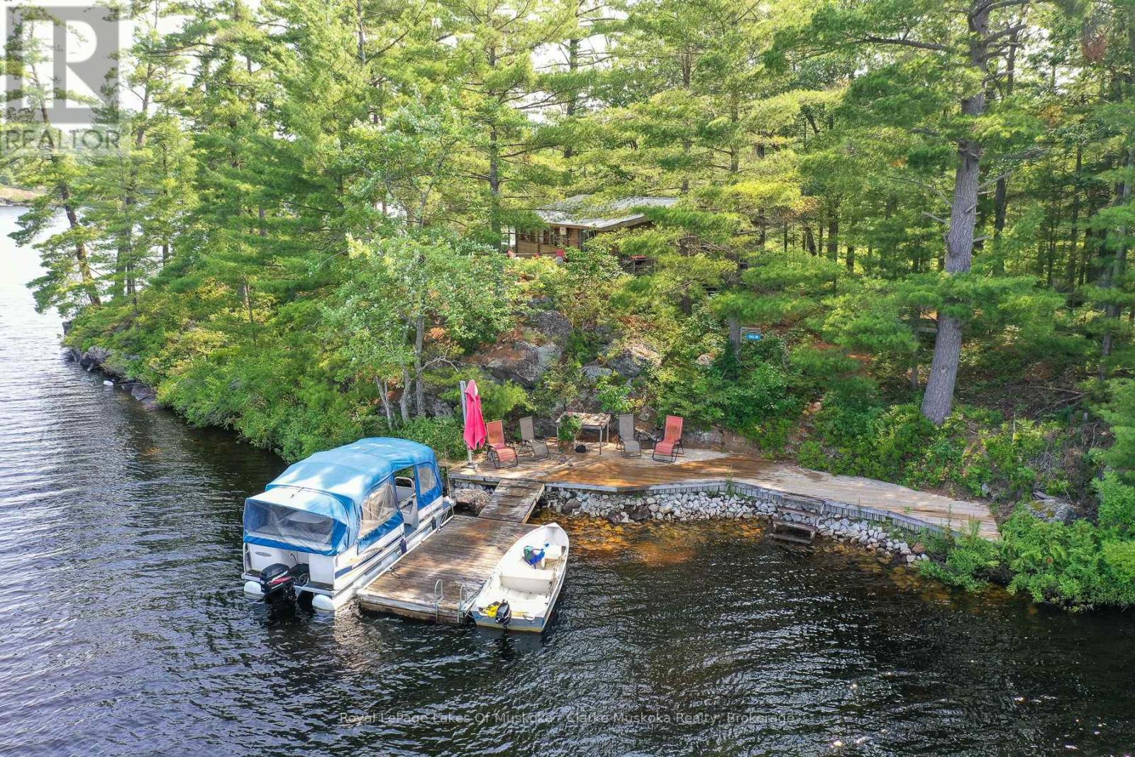 18 5kl Island Kahshe Lake Property Photo 1