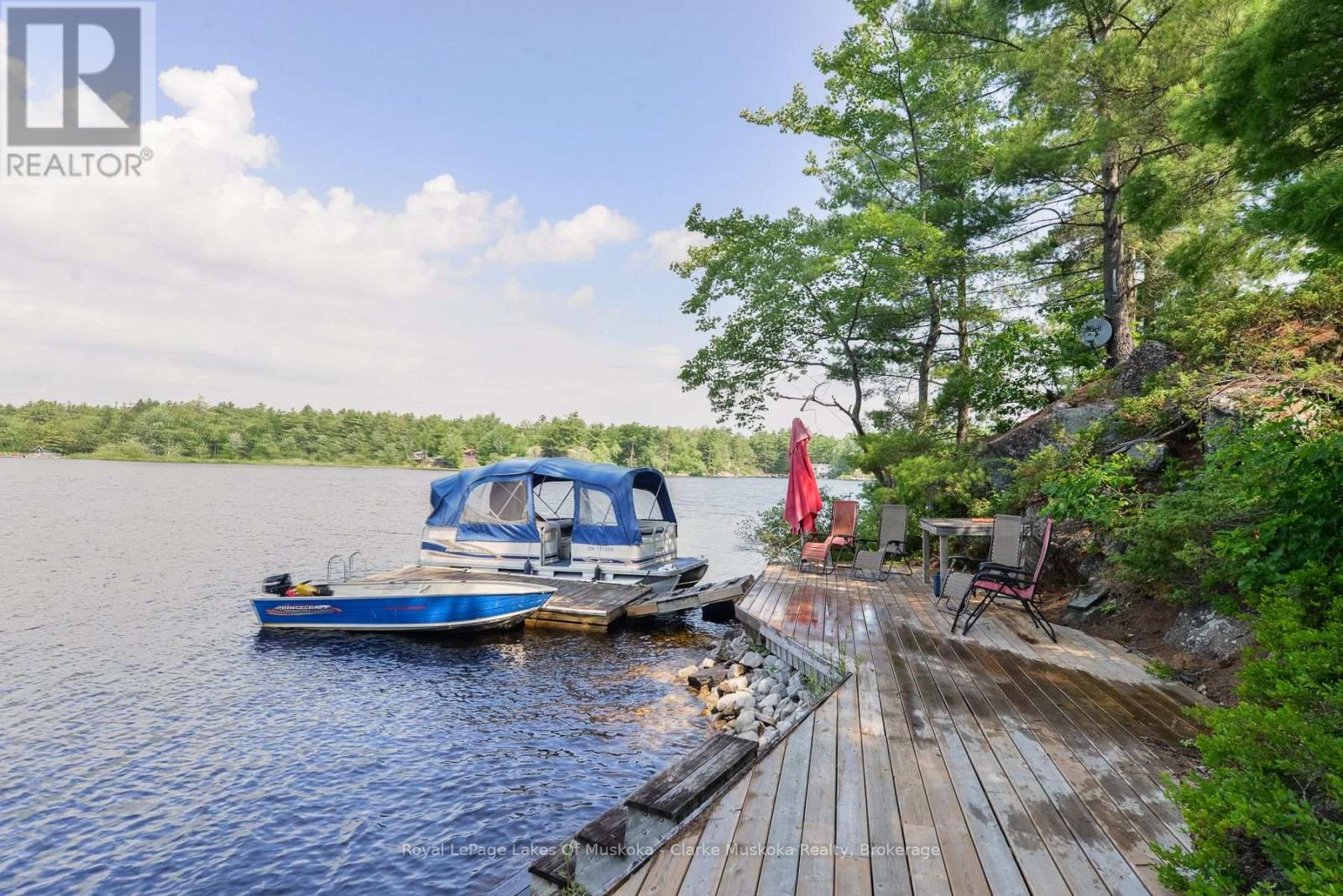 18 5kl Island Kahshe Lake Property Photo 4