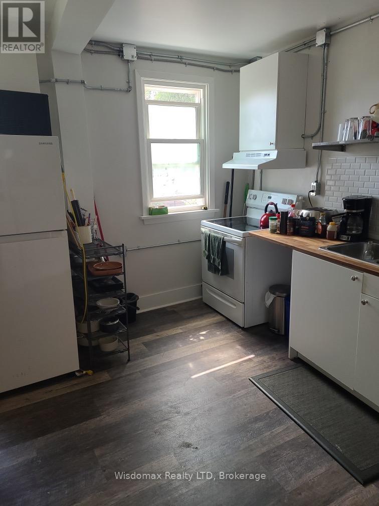 5 Court Street Property Photo 17