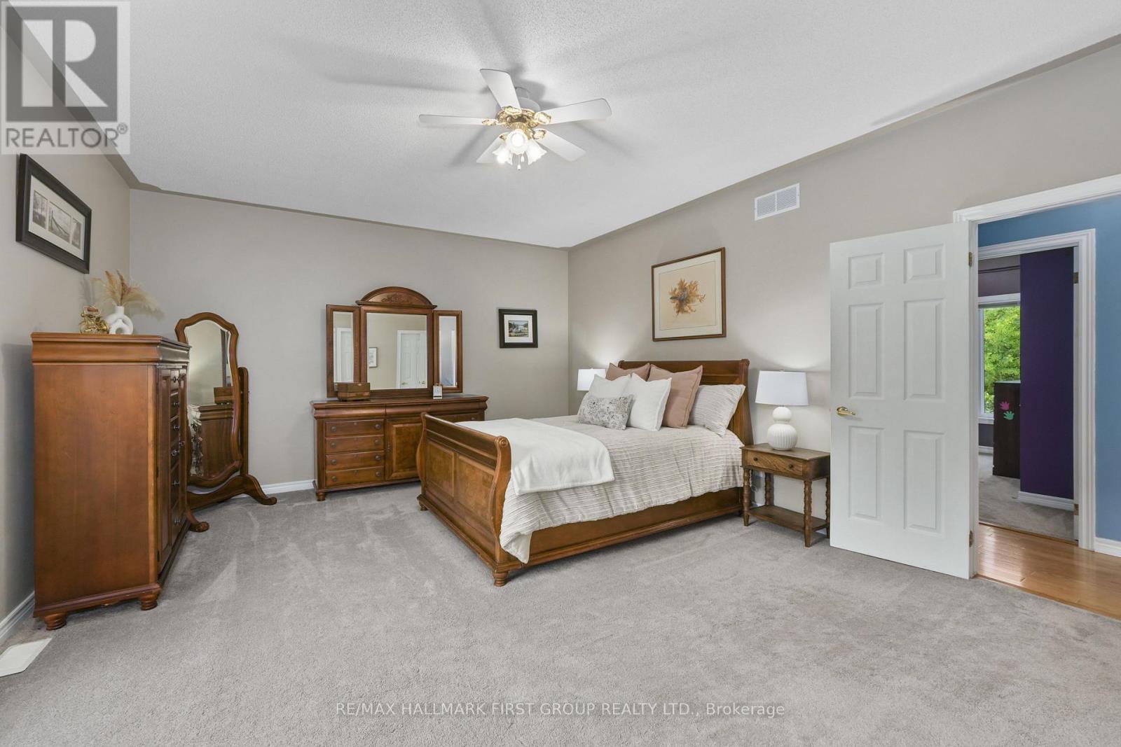 3211 Charbrook Crescent Property Photo 19