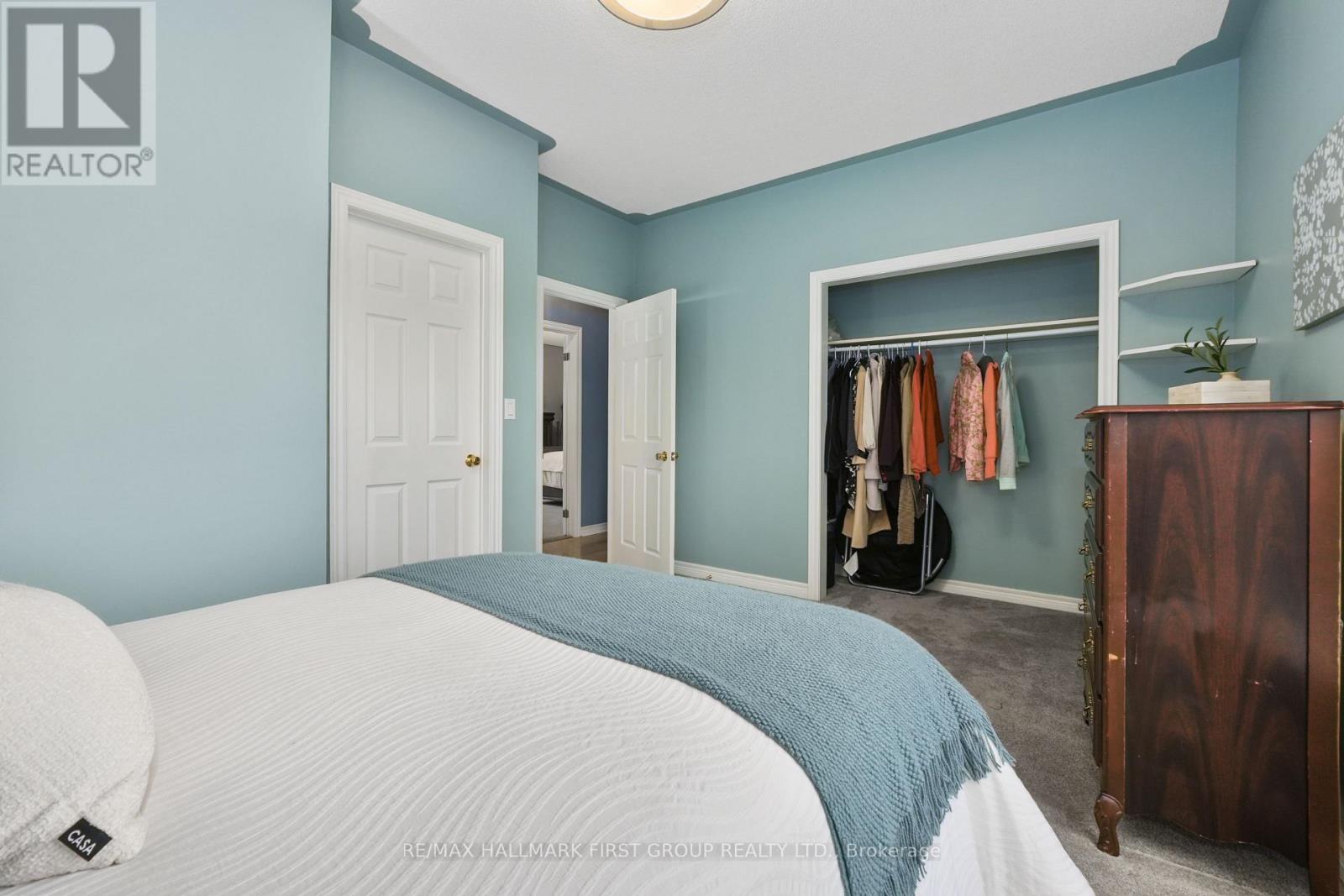 3211 Charbrook Crescent Property Photo 24