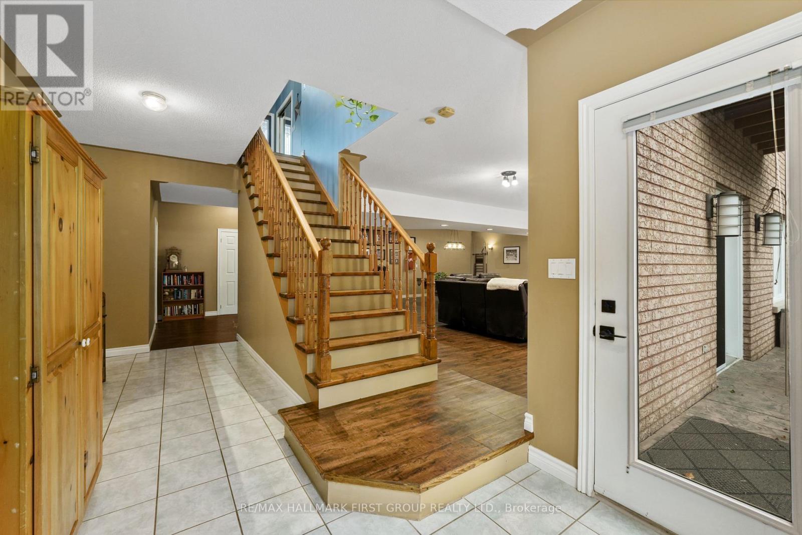 3211 Charbrook Crescent Property Photo 28
