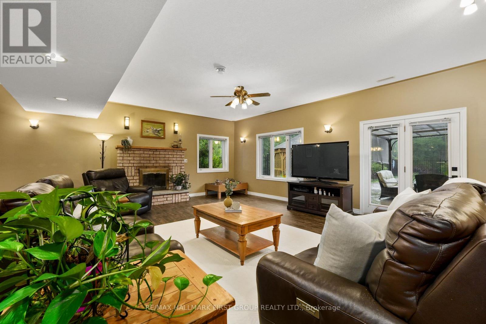 3211 Charbrook Crescent Property Photo 31