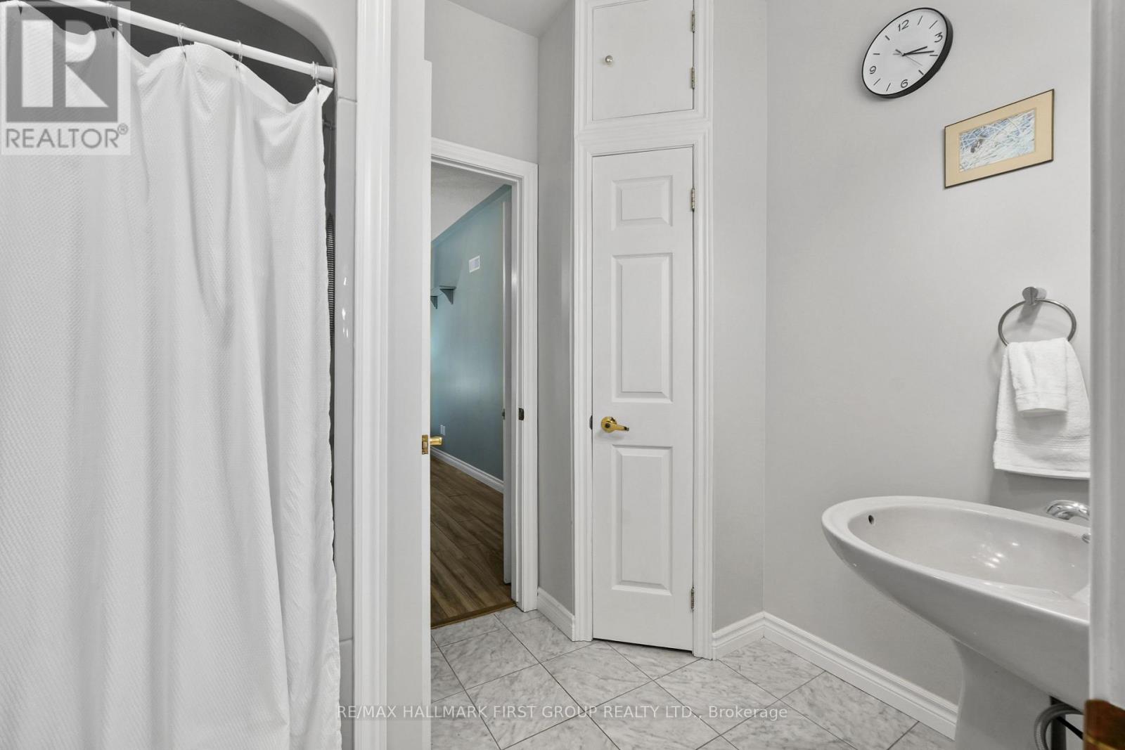 3211 Charbrook Crescent Property Photo 36