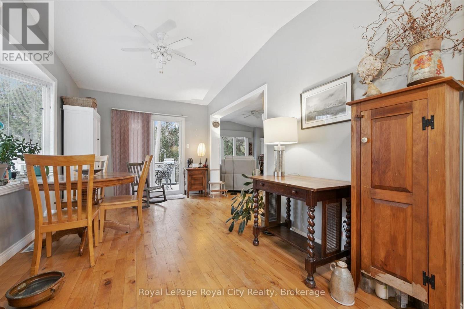 10 Spruce Avenue Property Photo 9