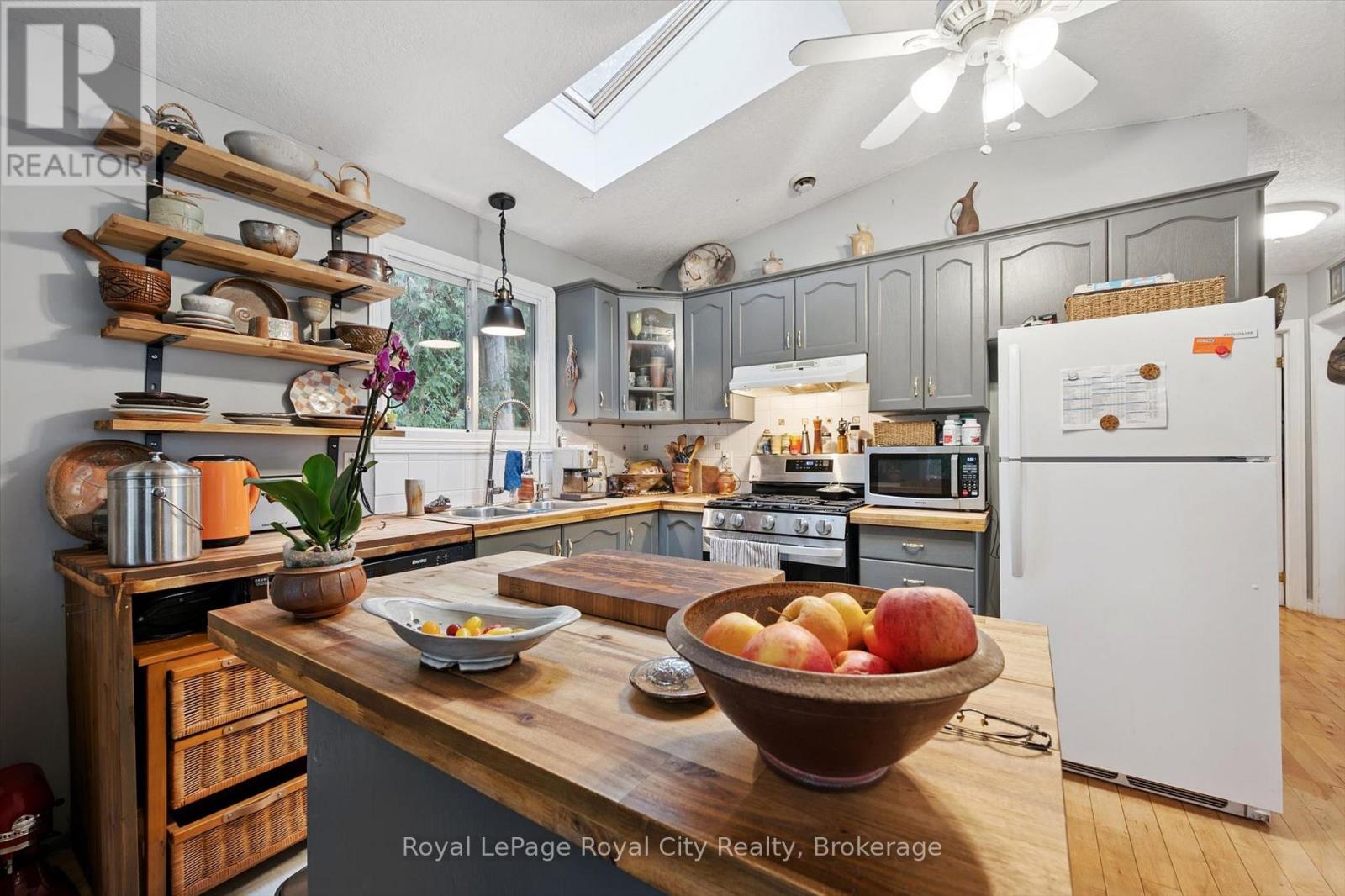 10 Spruce Avenue Property Photo 15