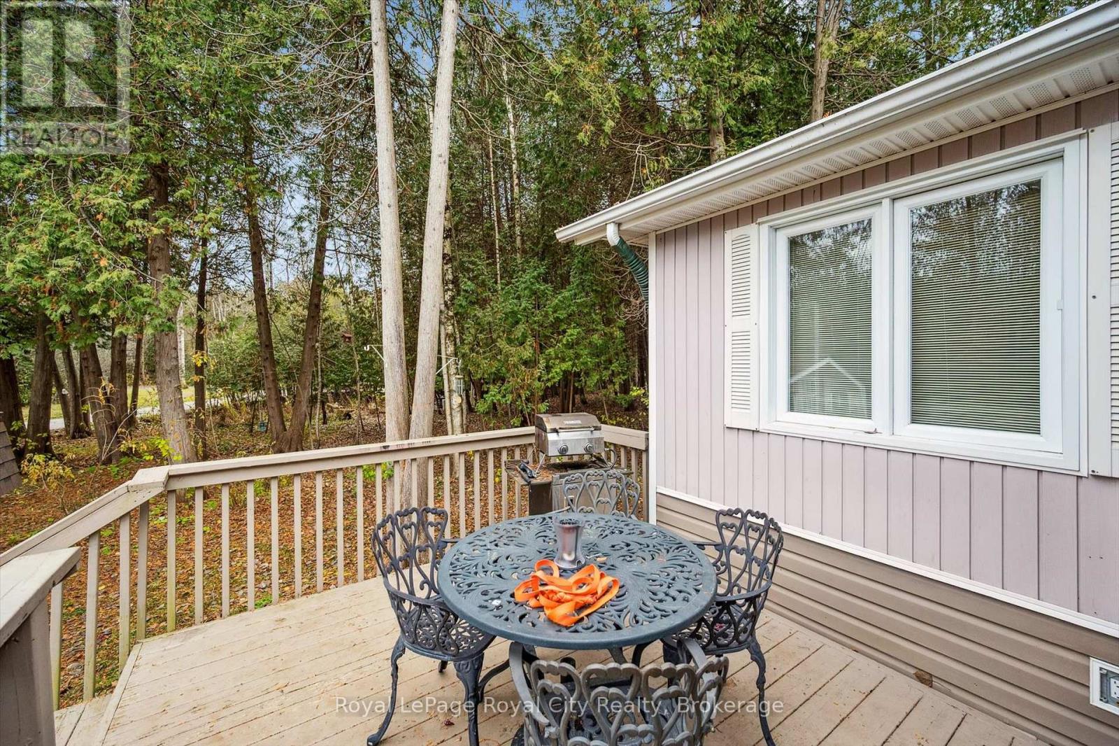 10 Spruce Avenue Property Photo 24