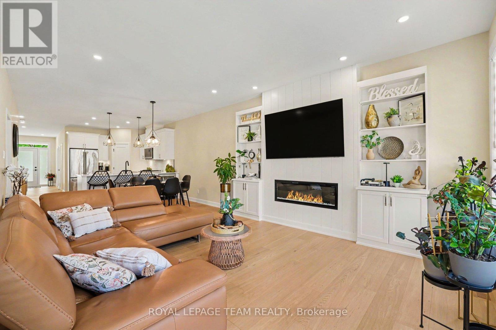 7a King Street N Property Photo 8