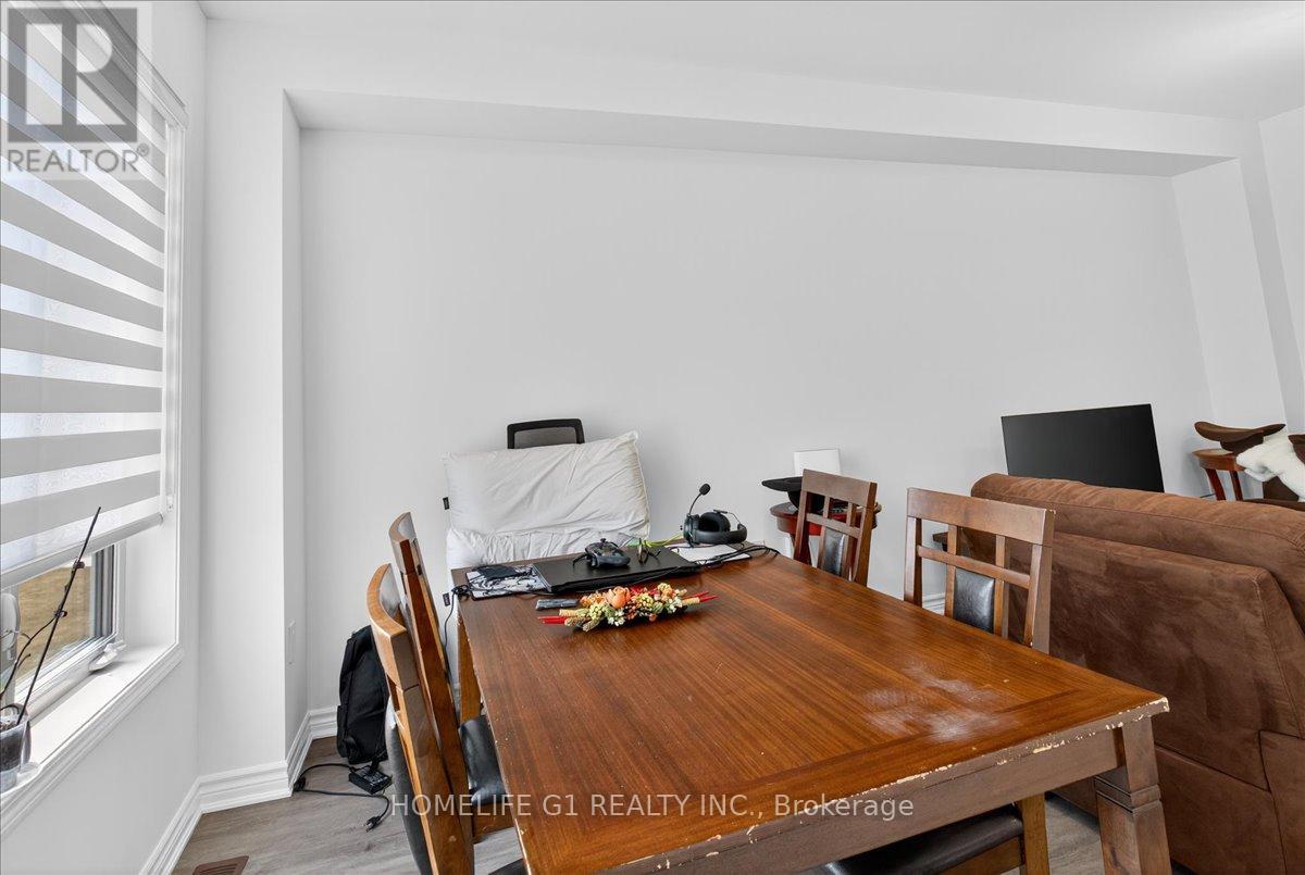 5 Dyer Crescent Property Photo 16
