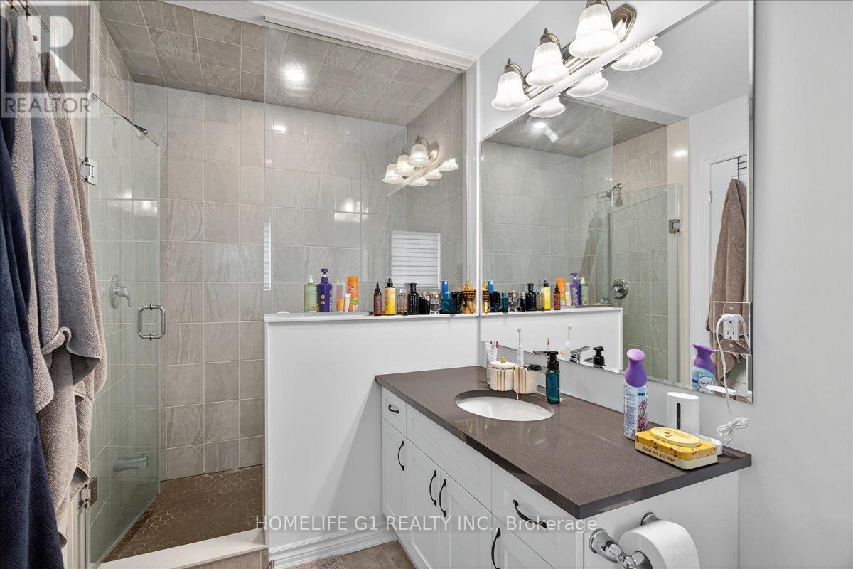 5 Dyer Crescent Property Photo 30