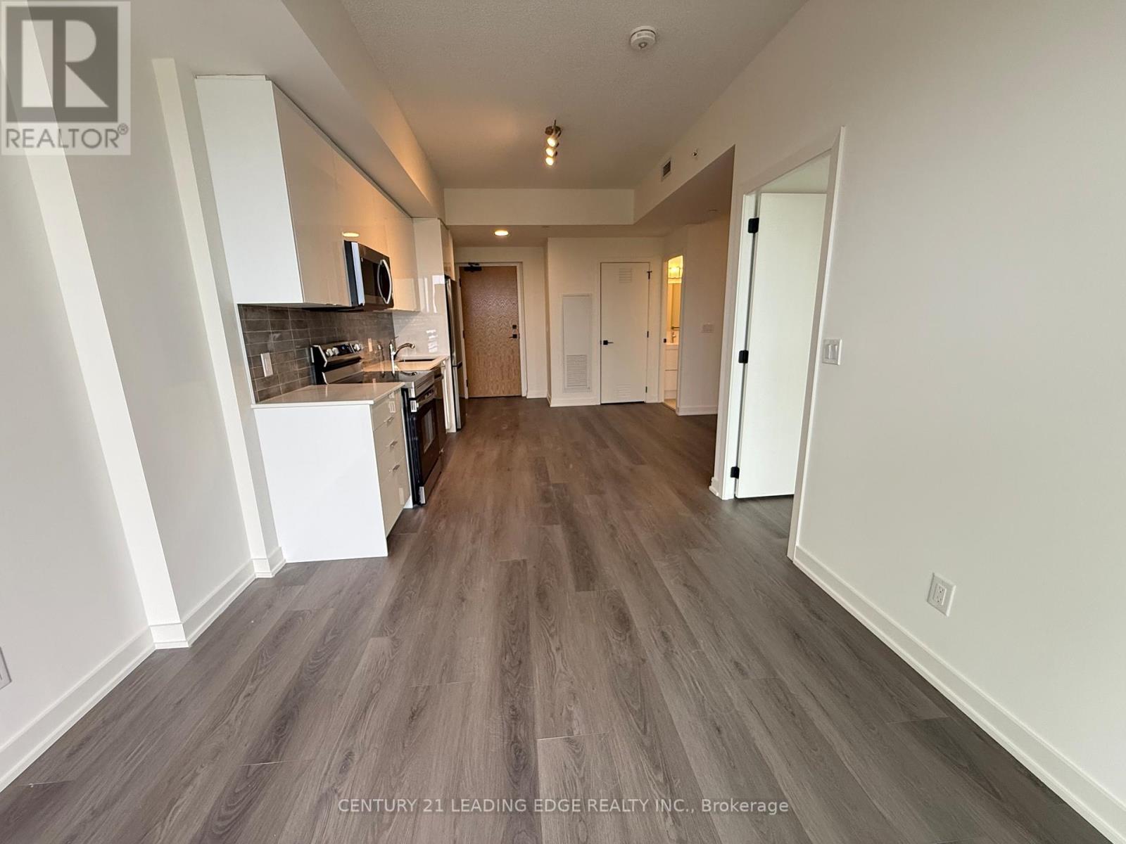 712 - 33 ERIE AVENUE Property Photo 1