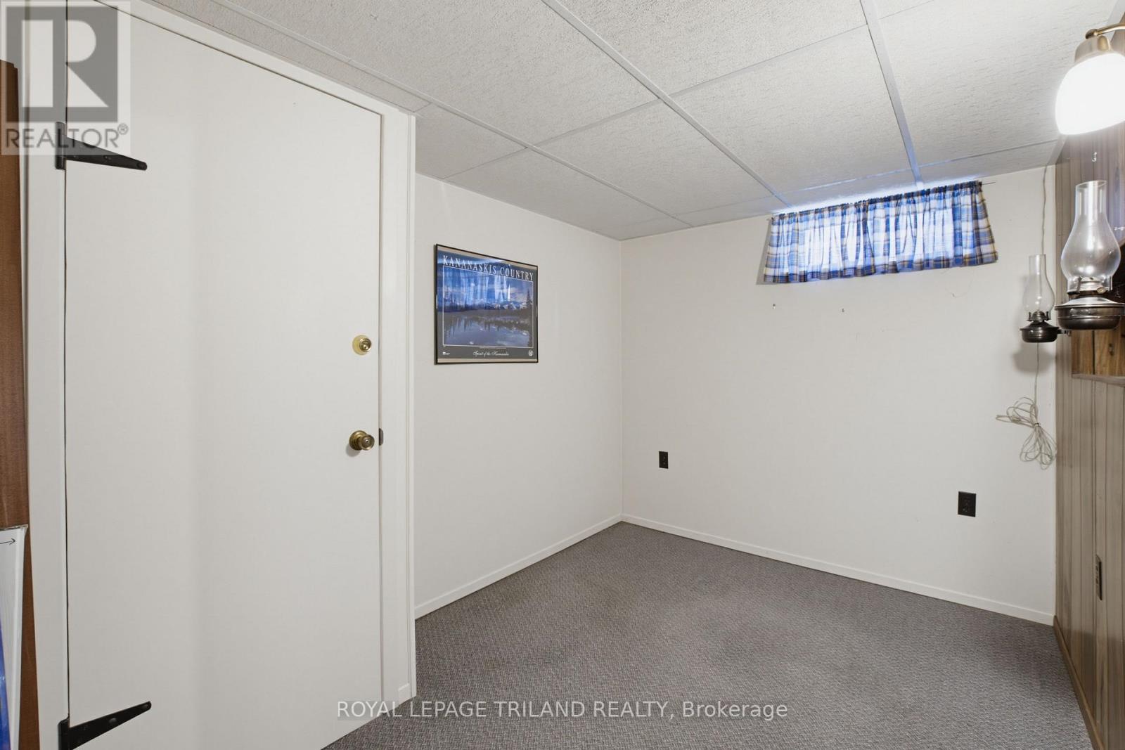 115 Champlain Crescent Property Photo 21