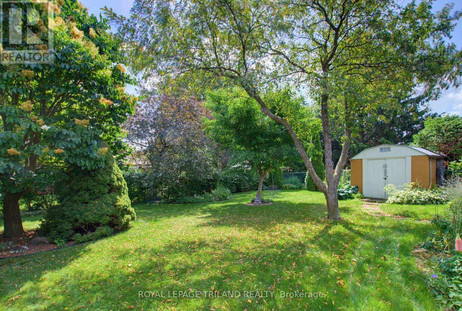 115 Champlain Crescent Property Photo 28