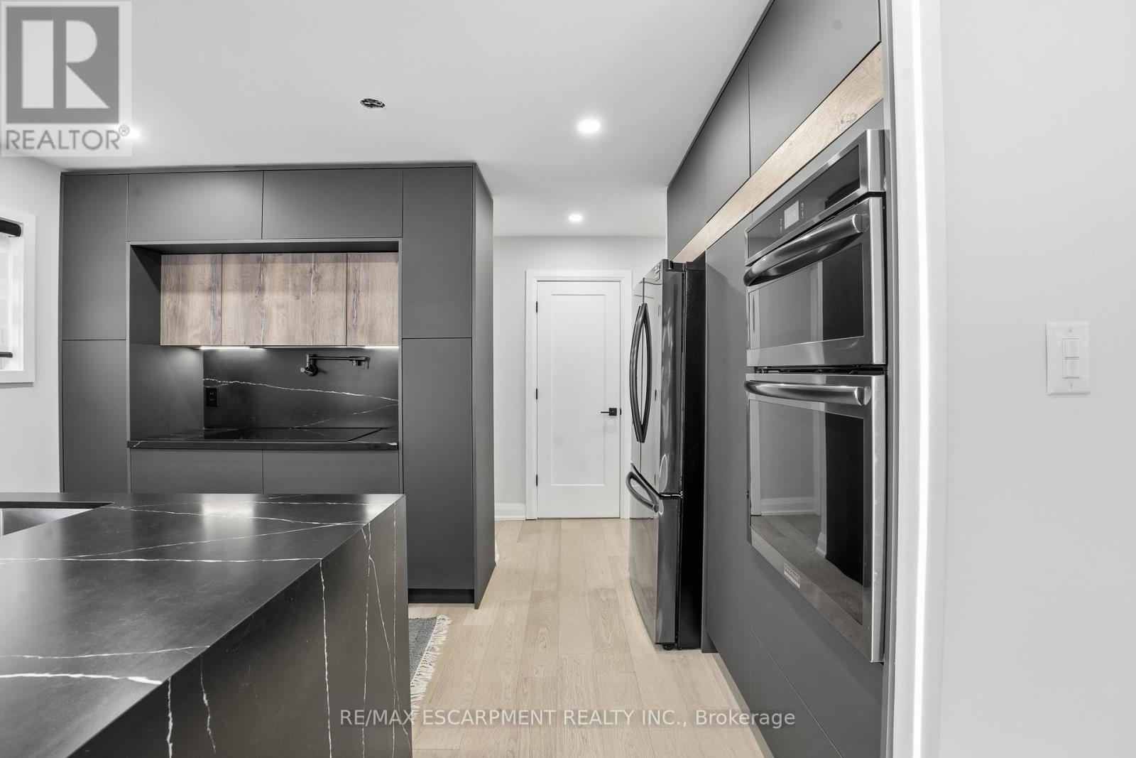 108 Greenshire Drive Property Photo 16