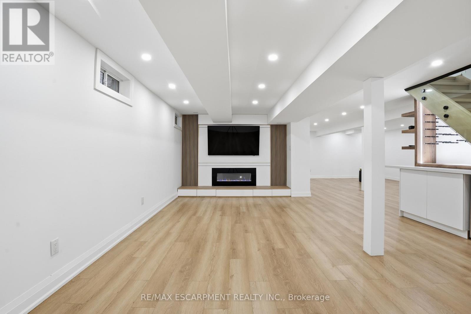 108 Greenshire Drive Property Photo 30