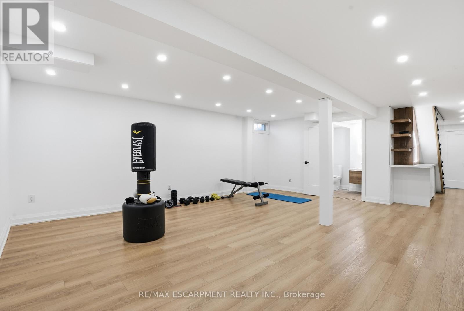 108 Greenshire Drive Property Photo 33