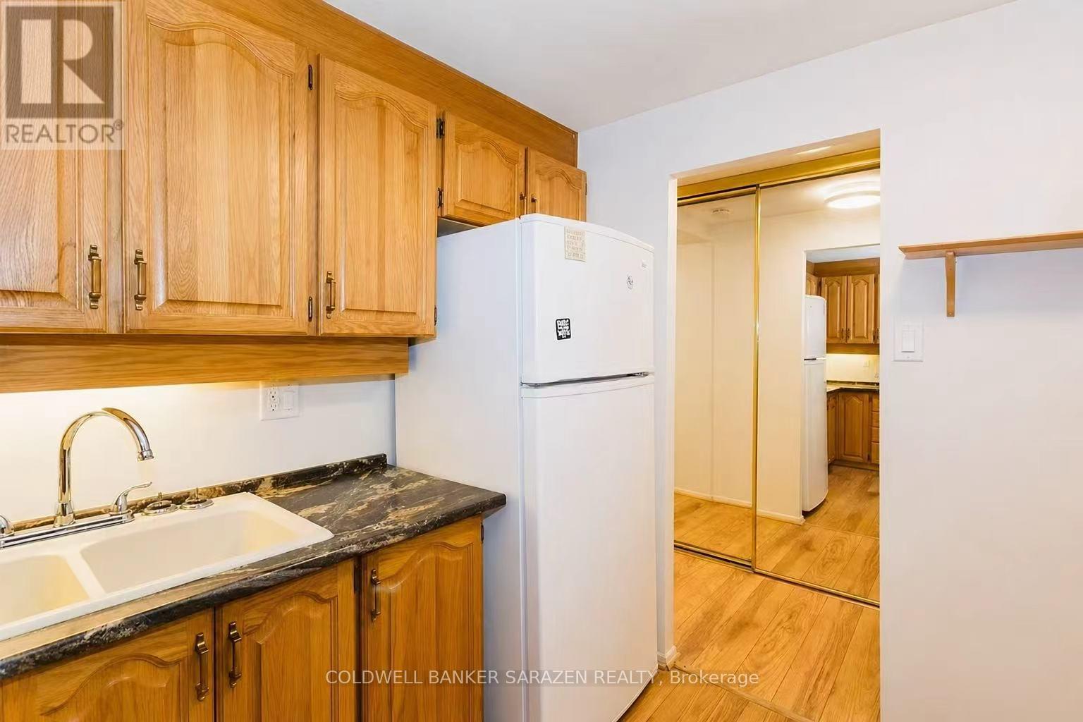 811 - 1356 Meadowlands Drive E Property Photo 10