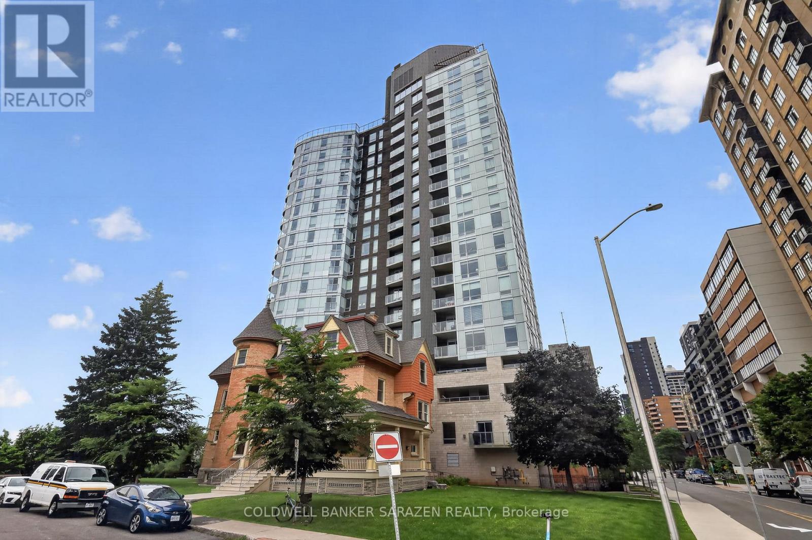 1702 - 428 Sparks Street Property Photo 2