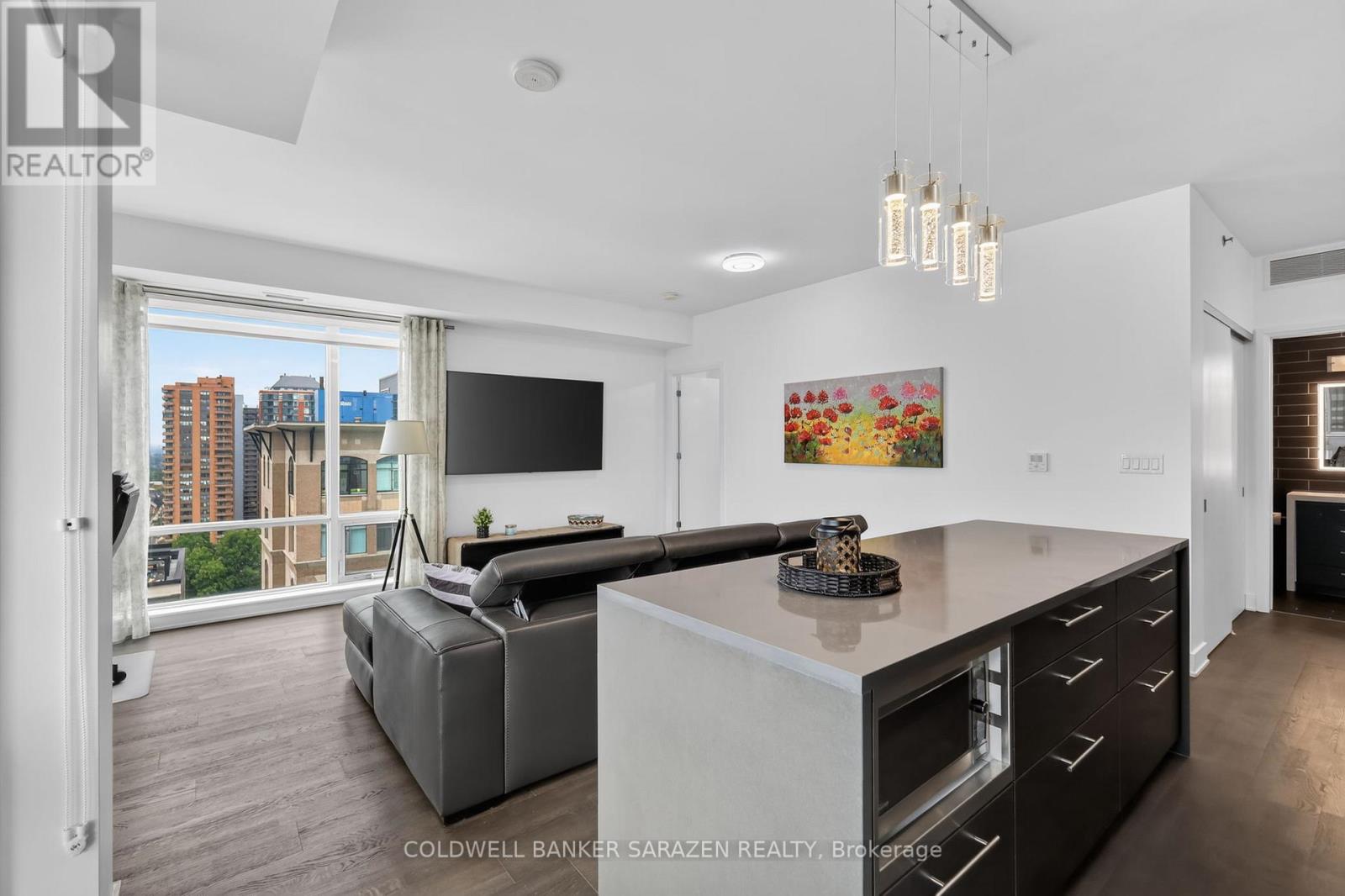 1702 - 428 Sparks Street Property Photo 6