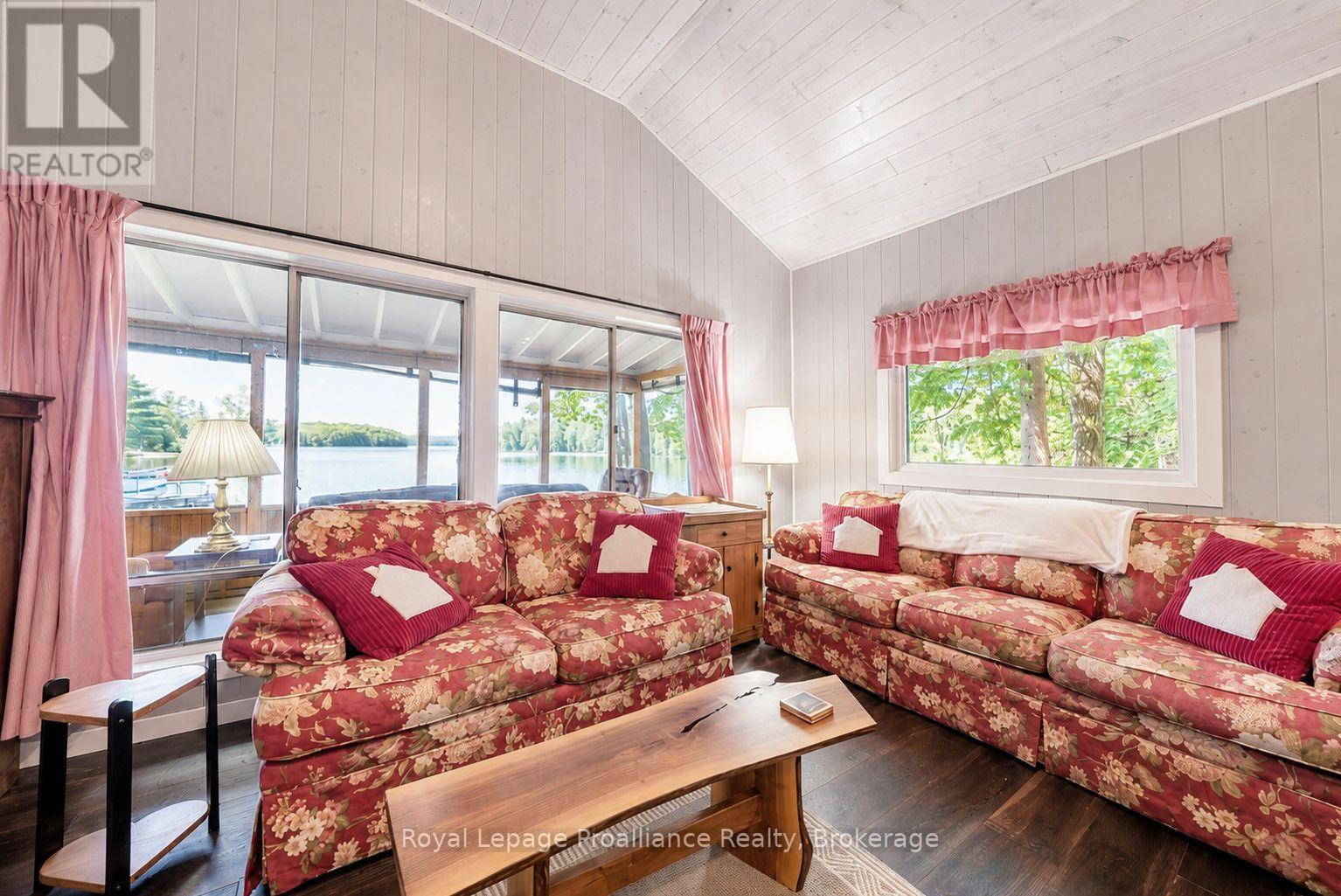 1117b Twin Pine Lane Property Photo 14