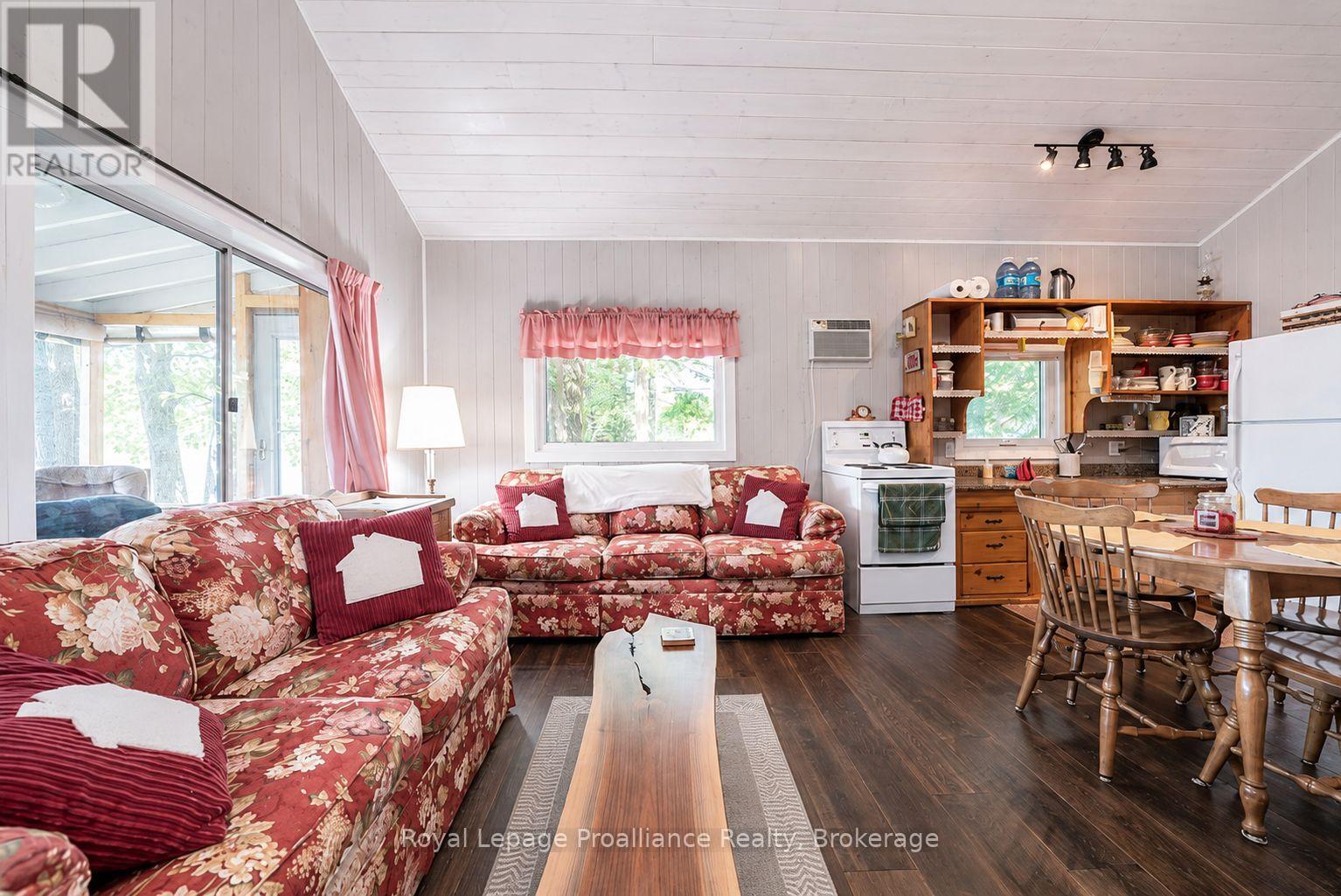 1117b Twin Pine Lane Property Photo 15