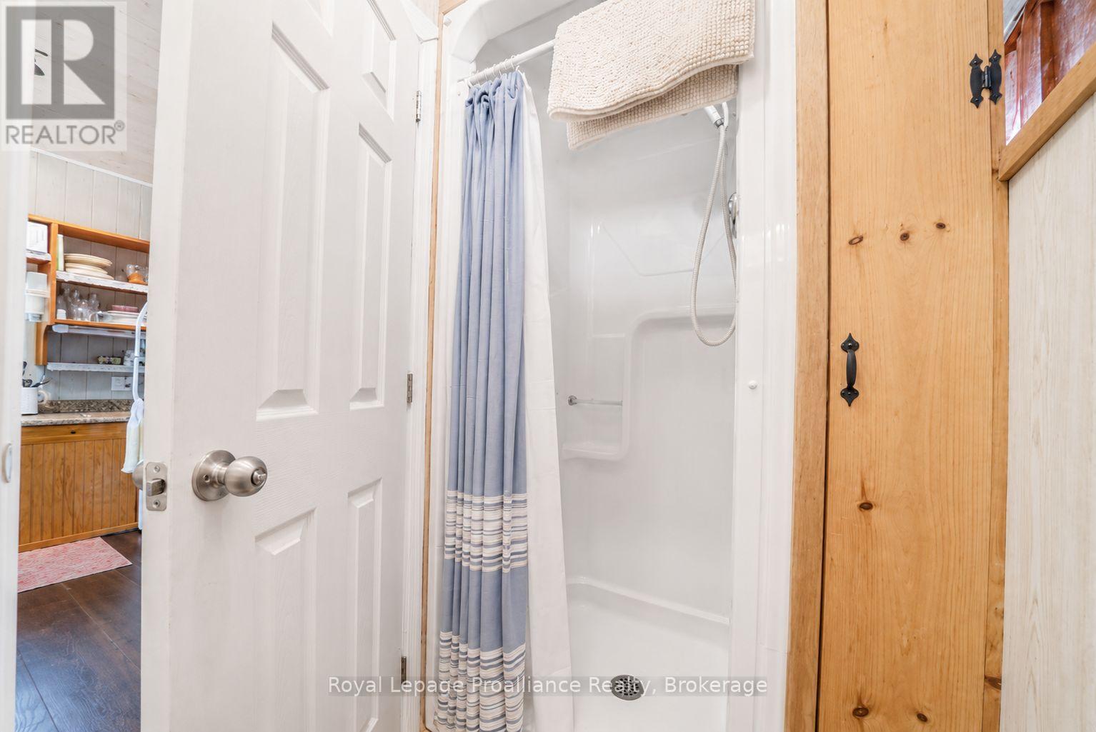 1117b Twin Pine Lane Property Photo 21