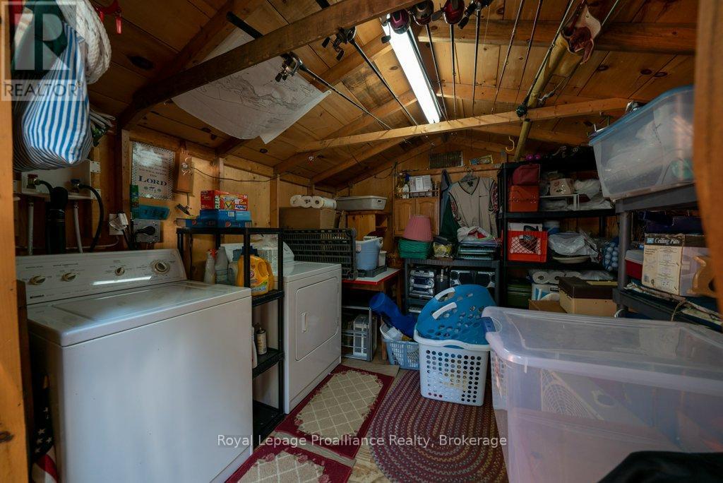 1117b Twin Pine Lane Property Photo 32