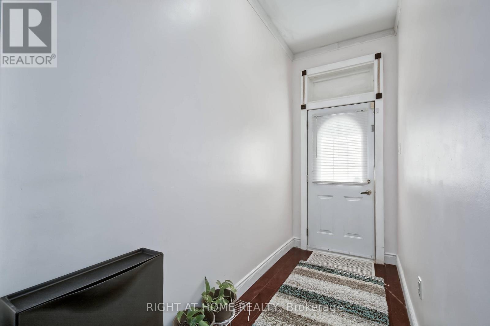 10 Pegler Street Property Photo 7
