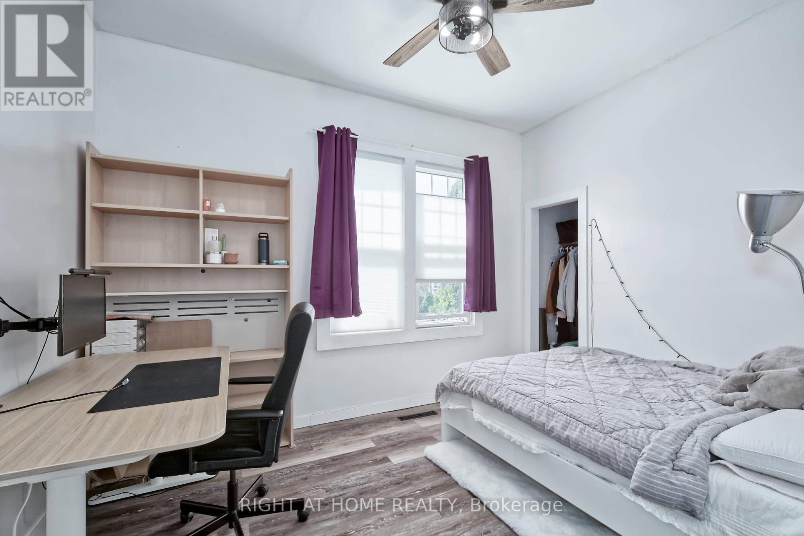 10 Pegler Street Property Photo 14