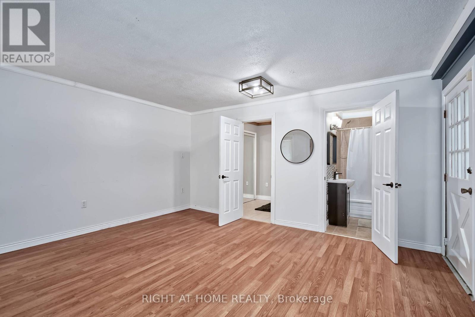 10 Pegler Street Property Photo 24