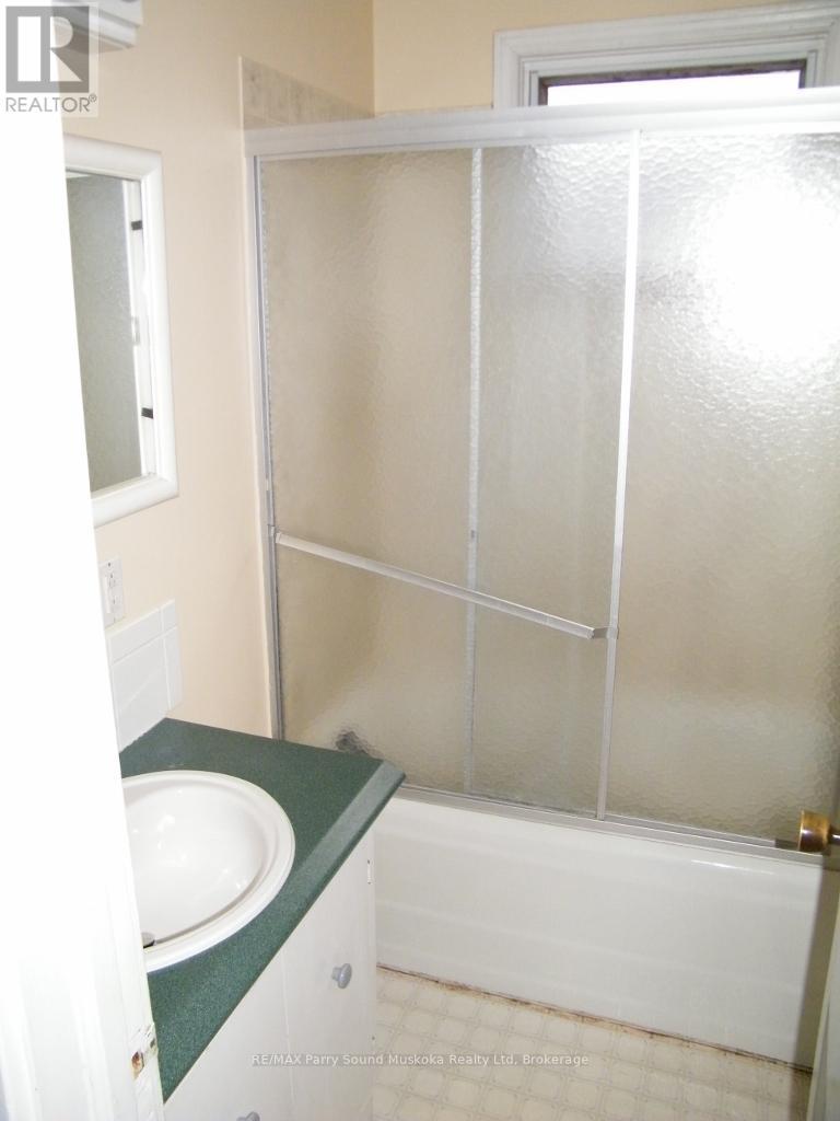 94 William Street Property Photo 12