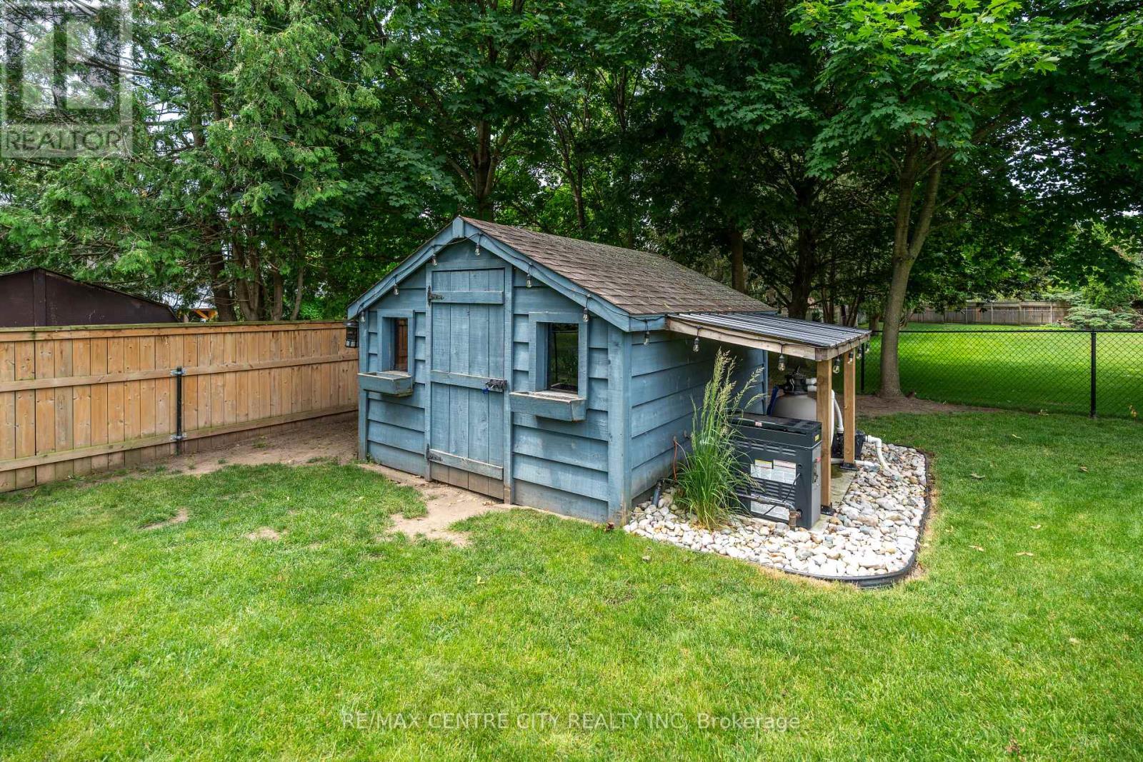 159 Sherwood Crescent Property Photo 12