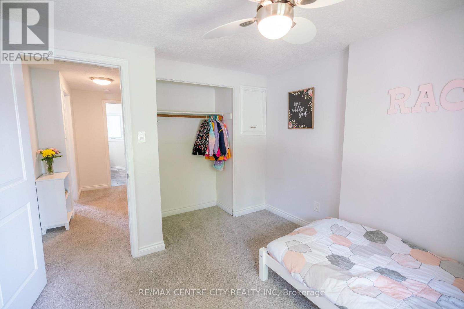 159 Sherwood Crescent Property Photo 32