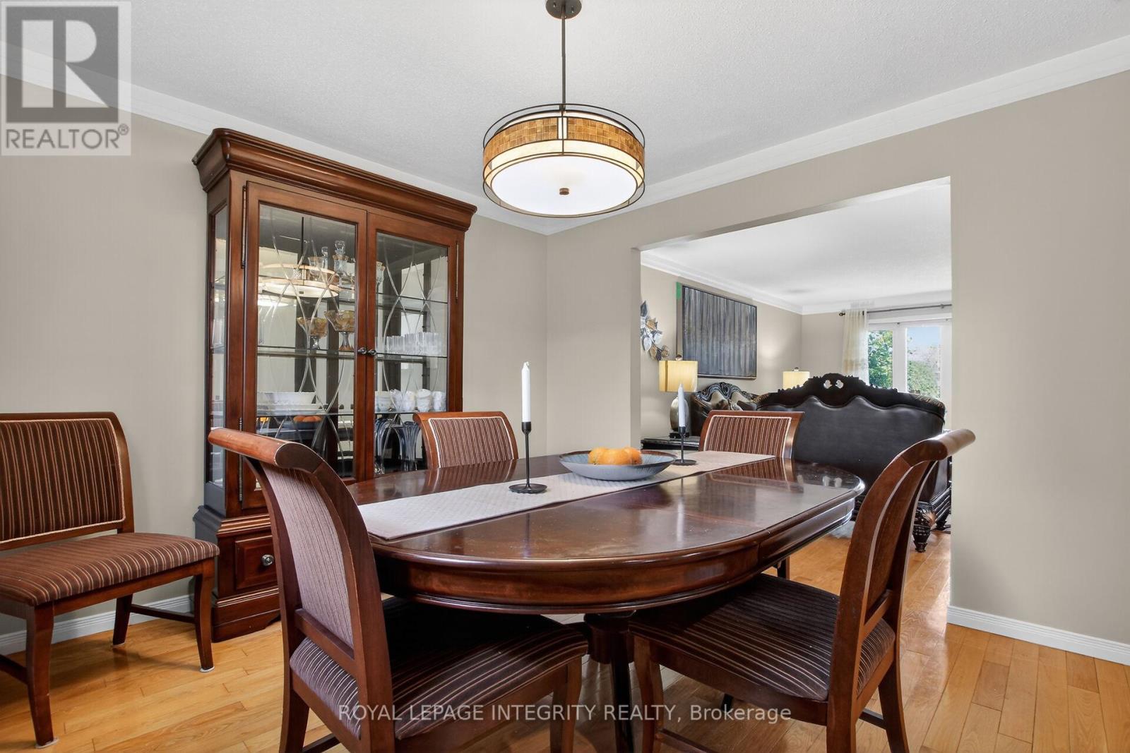 1646 Grey Nuns Drive Property Photo 12